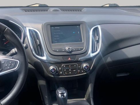 Used 2018 Chevrolet Equinox LT FWD image 7