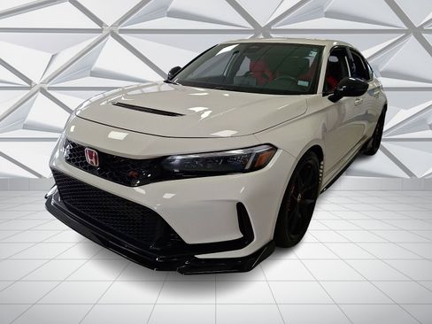 Used 2023 Honda Civic Type R image 4