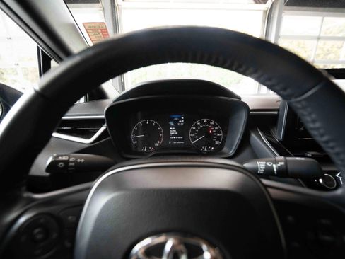 Used 2024 Toyota Corolla SE FWD image 15