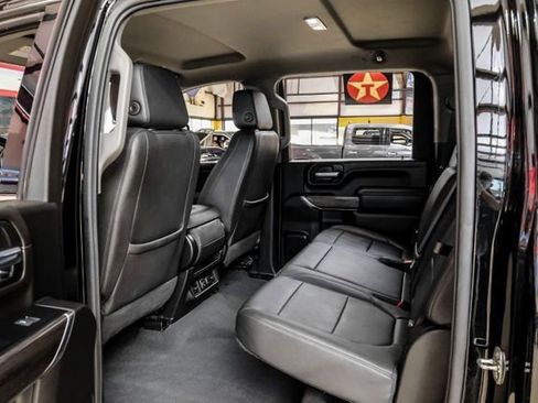 Used 2022 Chevrolet Silverado 2500 LTZ image 29