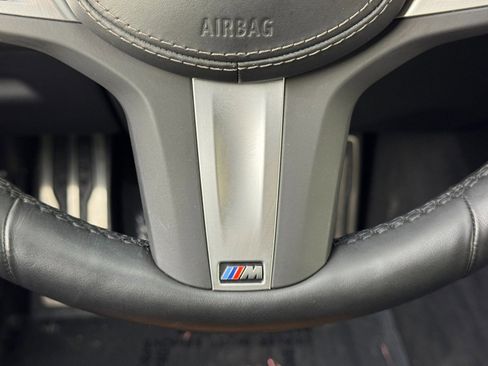 Used 2023 BMW X7 xDrive40i w/ M Sport Package image 25