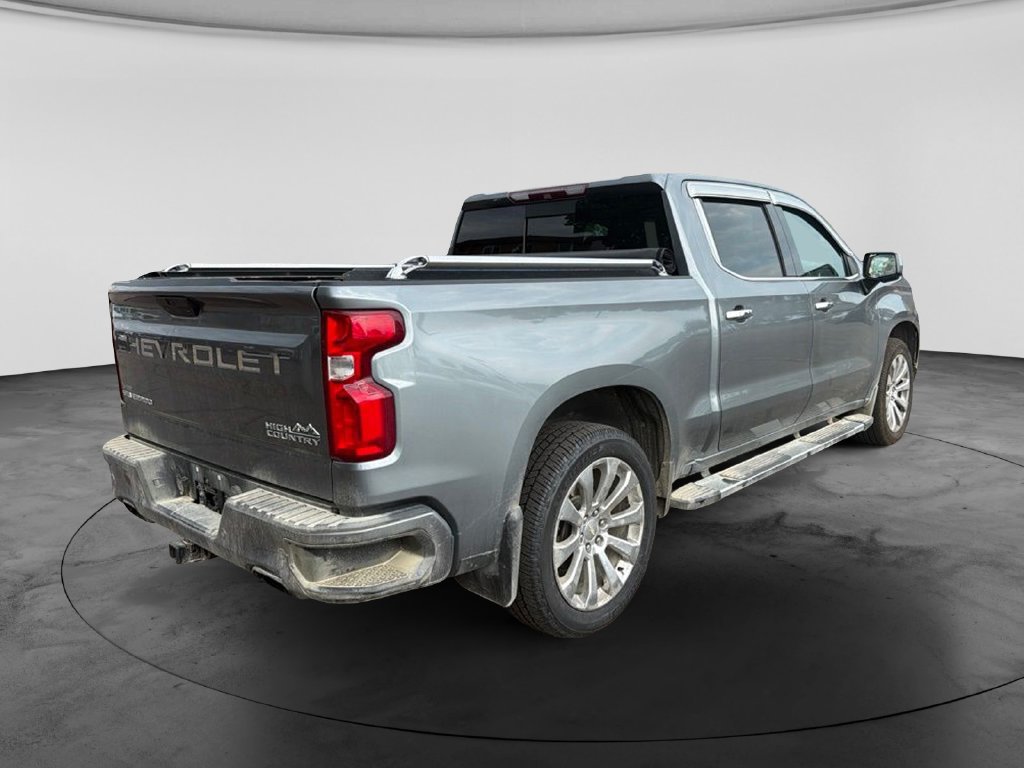 Used 2019 Chevrolet Silverado 1500 High Country w/ Technology Package AWD/4WD image 7