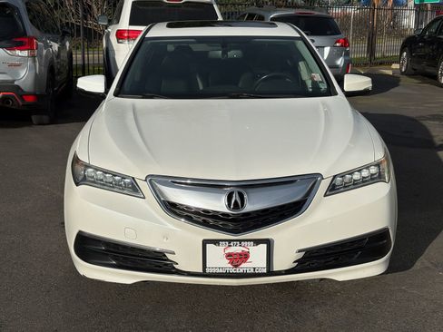 Used 2015 Acura TLX image 2