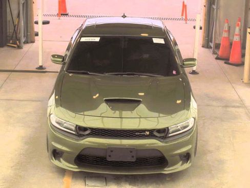 Used 2021 Dodge Charger Scat Pack w/ Plus Group RWD image 2
