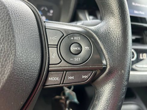 Certified 2022 Toyota Corolla LE FWD image 18