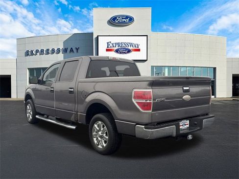 Used 2013 Ford F150 XLT w/ XLT Chrome Pkg image 8