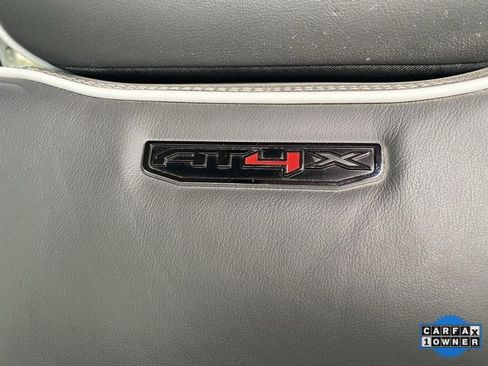 Used 2025 GMC Sierra 2500 AT4X image 26