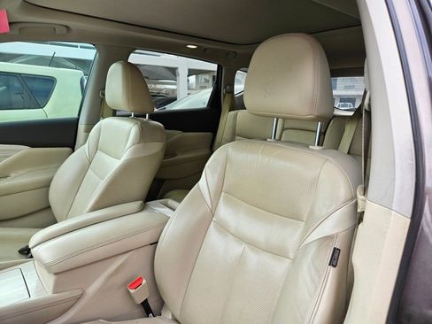 Used 2015 Nissan Murano Platinum w/ Platinum Technology Package image 17