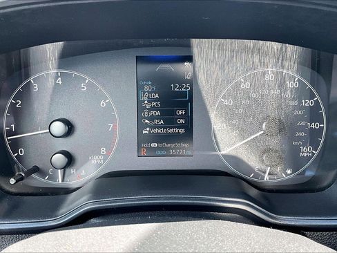 Used 2024 Toyota Corolla LE FWD image 19
