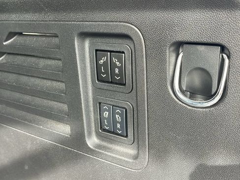 Used 2024 GMC Acadia Denali w/ Super Cruise Package FWD image 28