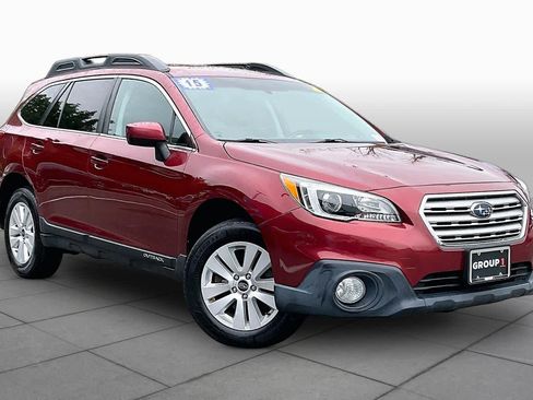 Used 2015 Subaru Outback 2.5i Premium AWD/4WD image 3
