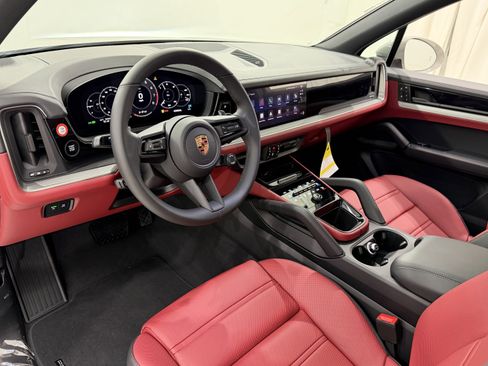 New 2026 Porsche Cayenne image 26