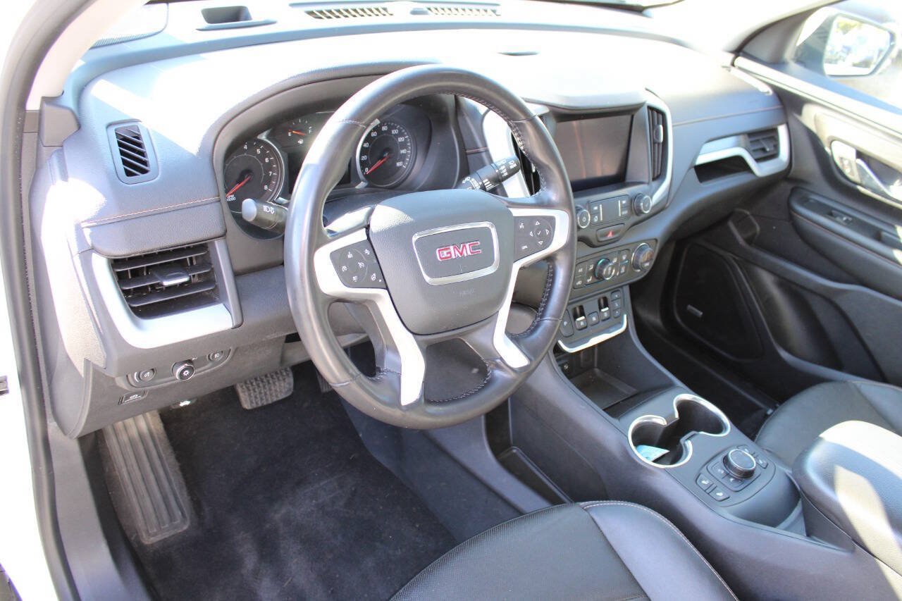 Used 2021 GMC Terrain SLT w/ Infotainment Package II AWD/4WD image 13