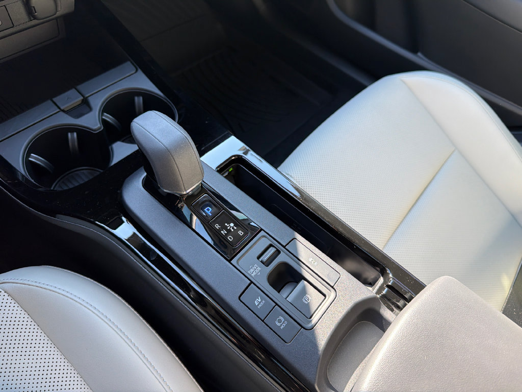 New 2027 Toyota Prius XLE FWD image 35