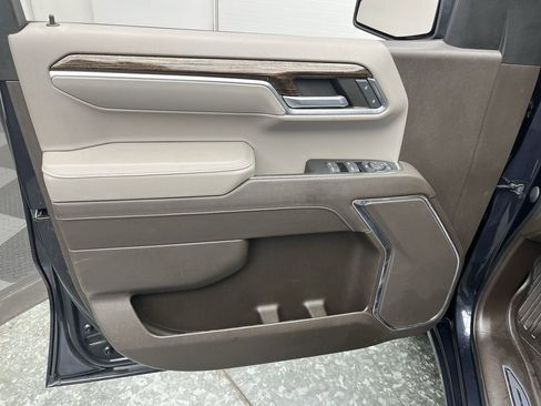 Certified 2023 GMC Sierra 1500 SLE image 8