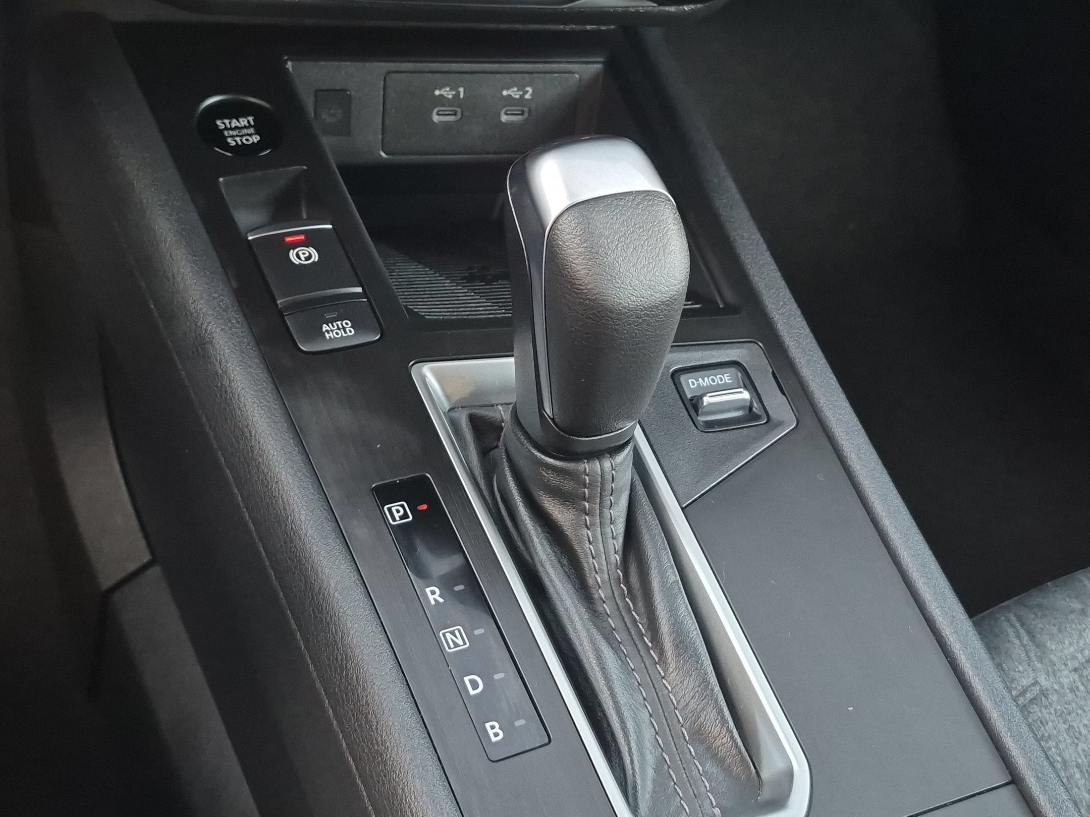 Used 2026 Nissan Kicks SV FWD image 19