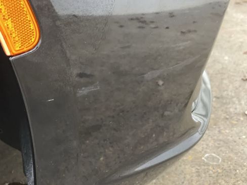 Used 2024 Chrysler Pacifica Touring-L FWD image 30