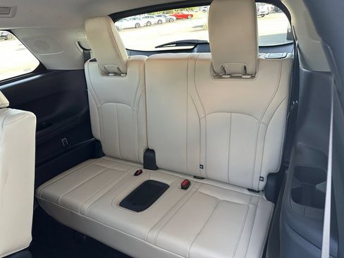 Used 2023 INFINITI QX60 Luxe w/ Cargo Package AWD/4WD image 16