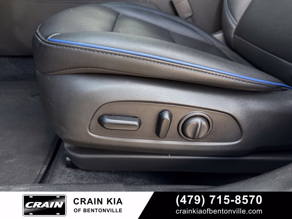 Used 2025 Buick Envista Sport Touring w/ Convenience I Package FWD image 11