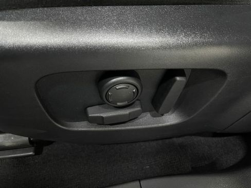 Used 2020 Land Rover Range Rover Evoque SE image 18