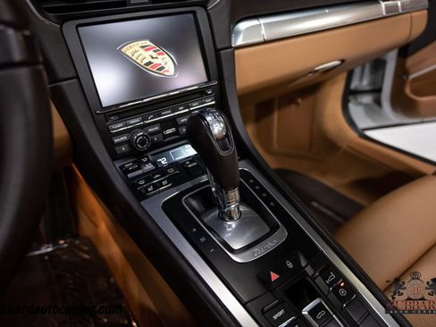 Used 2015 Porsche 911 4 Cabriolet image 25