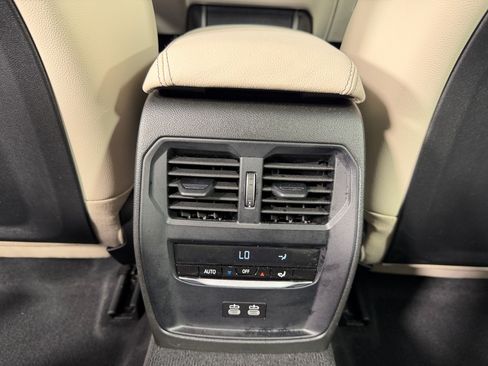 Used 2026 BMW 330i Sedan w/ Premium Package RWD image 31