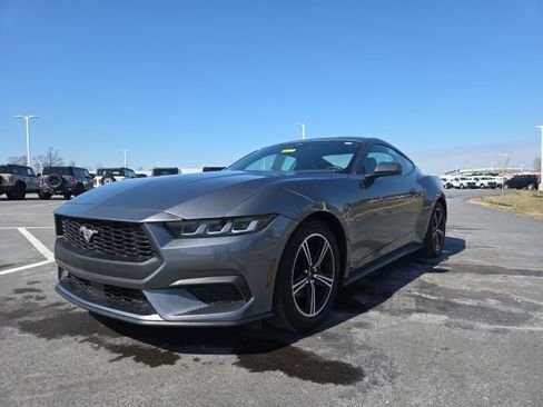 Certified 2025 Ford Mustang Premium image 3