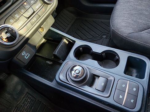 Used 2023 Ford Maverick XLT w/ Equipment Group 300A Standard image 12