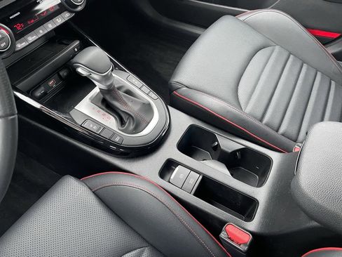 Used 2024 Kia Forte GT w/ GT2 Package image 21