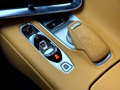 Used 2020 Chevrolet Corvette Stingray Preferred Conv w/ 2LT Preferred Equipment Group image 37