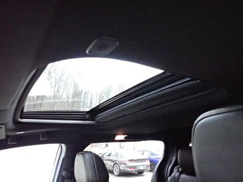 Certified 2026 Toyota Sienna XLE Woodland Edition image 24