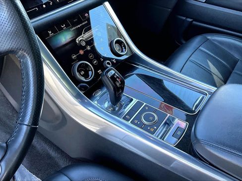 Used 2020 Land Rover Range Rover Sport HSE AWD/4WD image 16