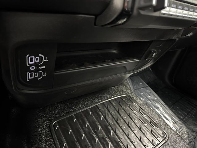New 2026 RAM 5500 Tradesman AWD/4WD image 30