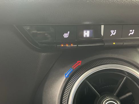 Certified 2024 Chevrolet Blazer LT w/ Convenience Package image 24