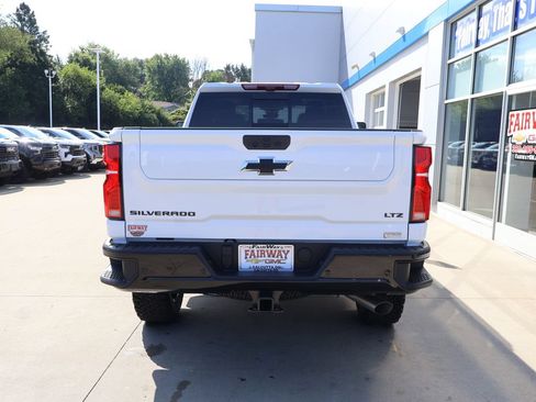 New 2026 Chevrolet Silverado 2500 LTZ w/ LTZ Plus Package AWD/4WD image 9