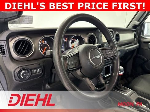 Used 2020 Jeep Wrangler Unlimited Sport AWD/4WD image 15