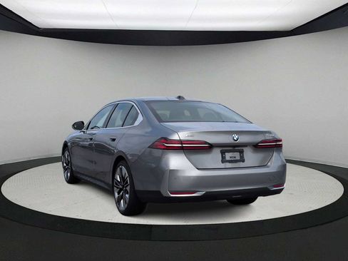 Used 2024 BMW 530i xDrive w/ Executive Package AWD/4WD image 6