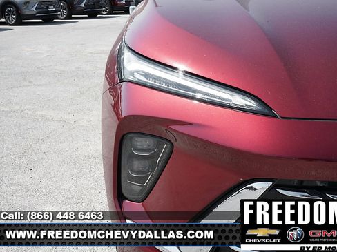 Used 2024 Buick Envision Preferred image 38