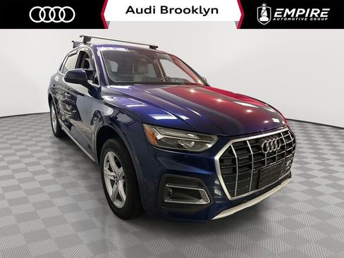 Used 2023 Audi Q5 2.0T Premium w/ Convenience Package image 1