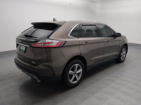 Used 2019 Ford Edge SEL w/ Equipment Group 201A FWD image 9