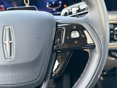 New 2026 Lincoln Aviator Reserve AWD/4WD image 13