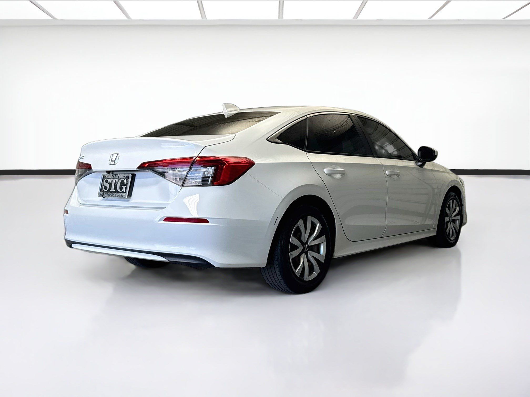 Used 2022 Honda Civic LX image 4