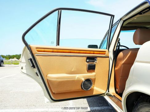 Used 1987 Jaguar XJ6 RWD image 38