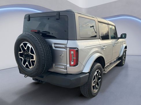 Used 2024 Ford Bronco Outer Banks AWD/4WD image 5