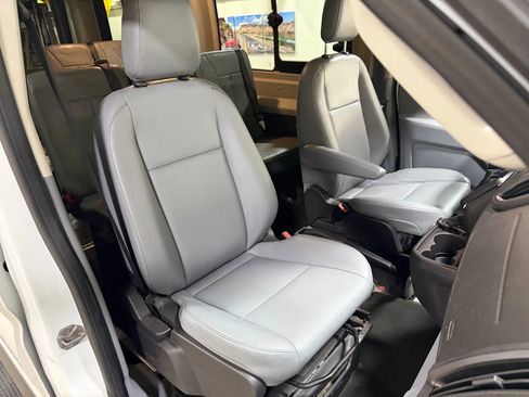 Used 2015 Ford Transit 250 148 Medium Roof image 32