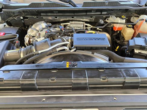 Used 2023 Chevrolet Silverado 2500 LTZ w/ LTZ Premium Package AWD/4WD image 37