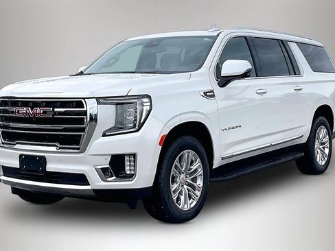 Used 2024 GMC Yukon XL SLT w/ SLT Luxury Package AWD/4WD image 2