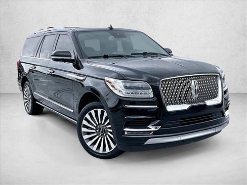 Used 2019 Lincoln Navigator L Reserve w/ Cargo Package image 12