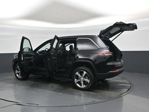 New 2026 Jeep Grand Cherokee Limited RWD image 47