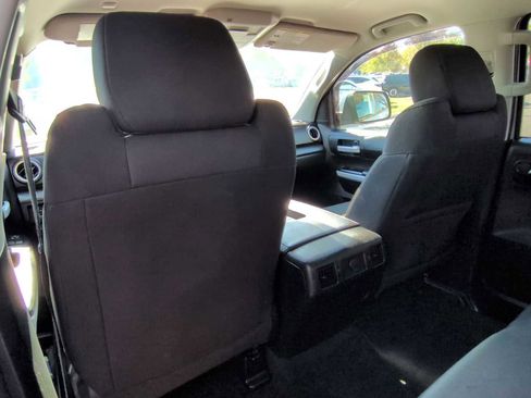 Used 2020 Toyota Tundra SR5 w/ SR5 Upgrade Package image 19